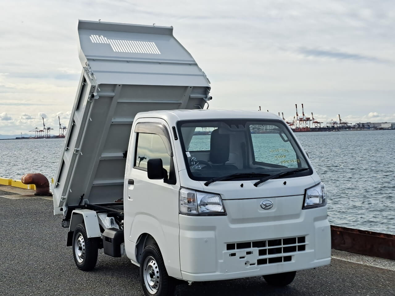 2022 Daihatsu Hijet HD Dump add image thumbnail